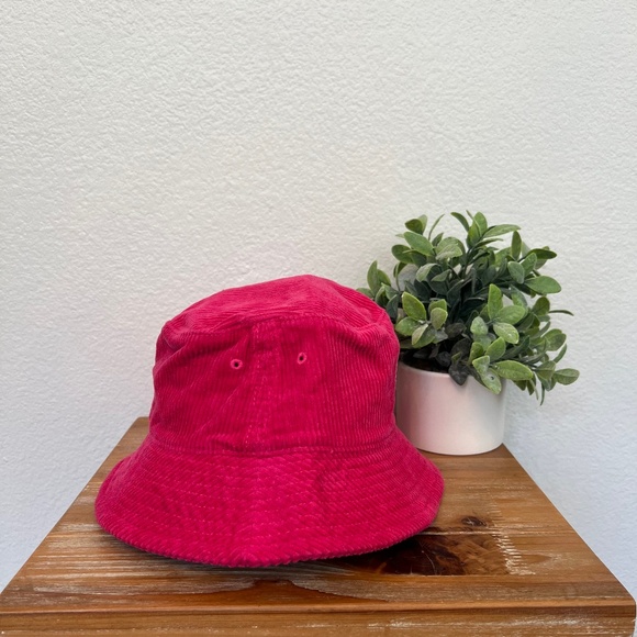 NWT Billebeino Pink Corduroy Bucket Hat - Picture 4 of 6